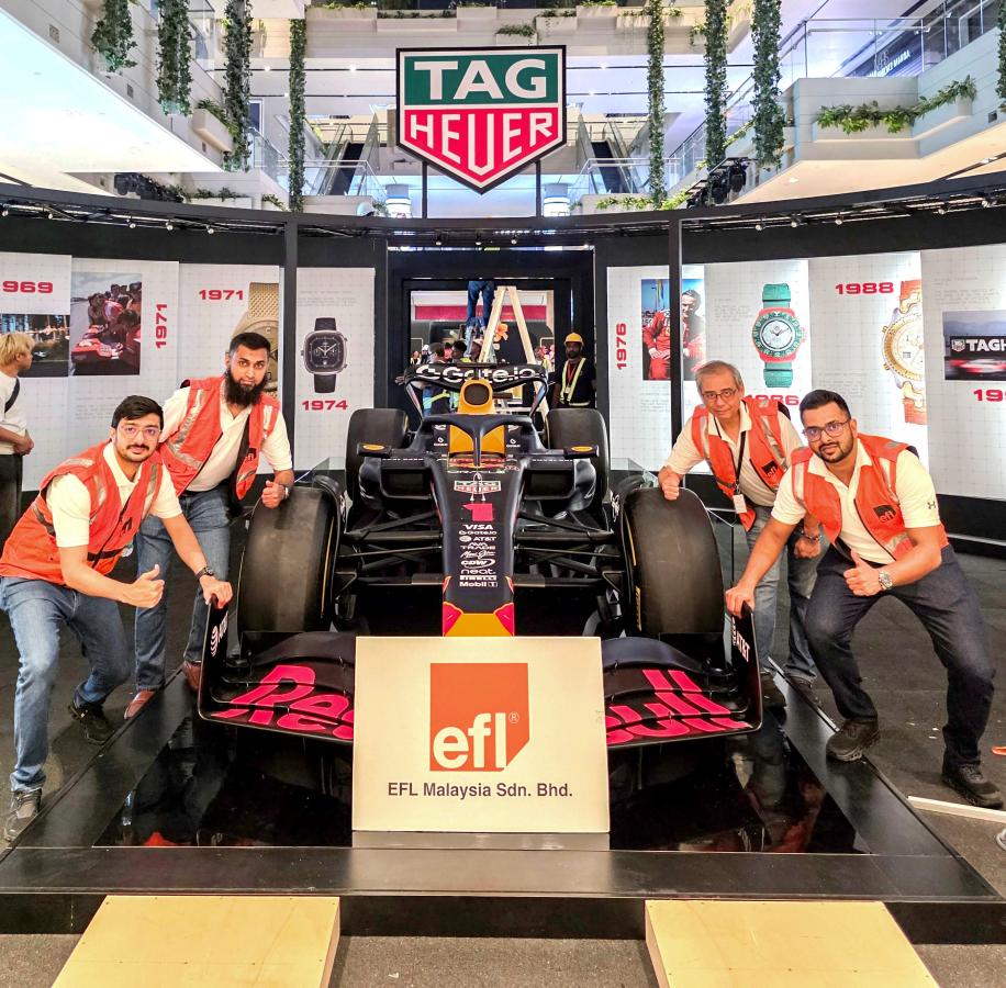 Team with car